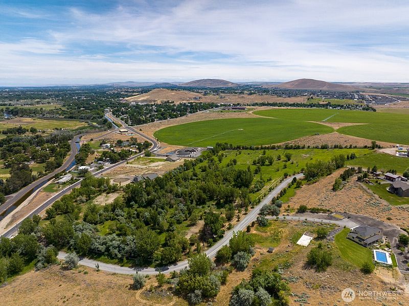 3rd image of 0 Sand Hill Dr