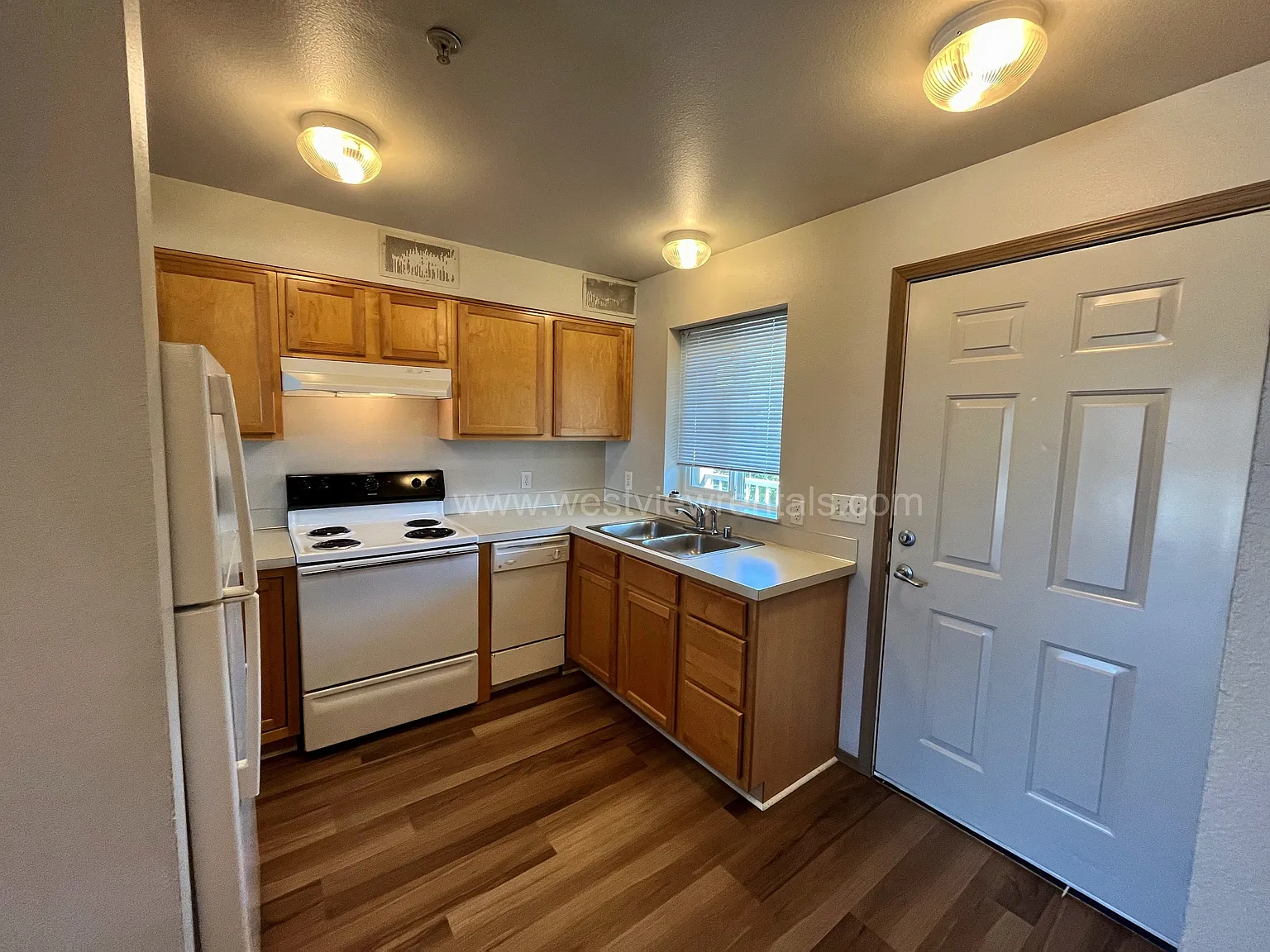 135 & 139 Prince Ave Benjamin Court - 139PR - 307 — Photo 4