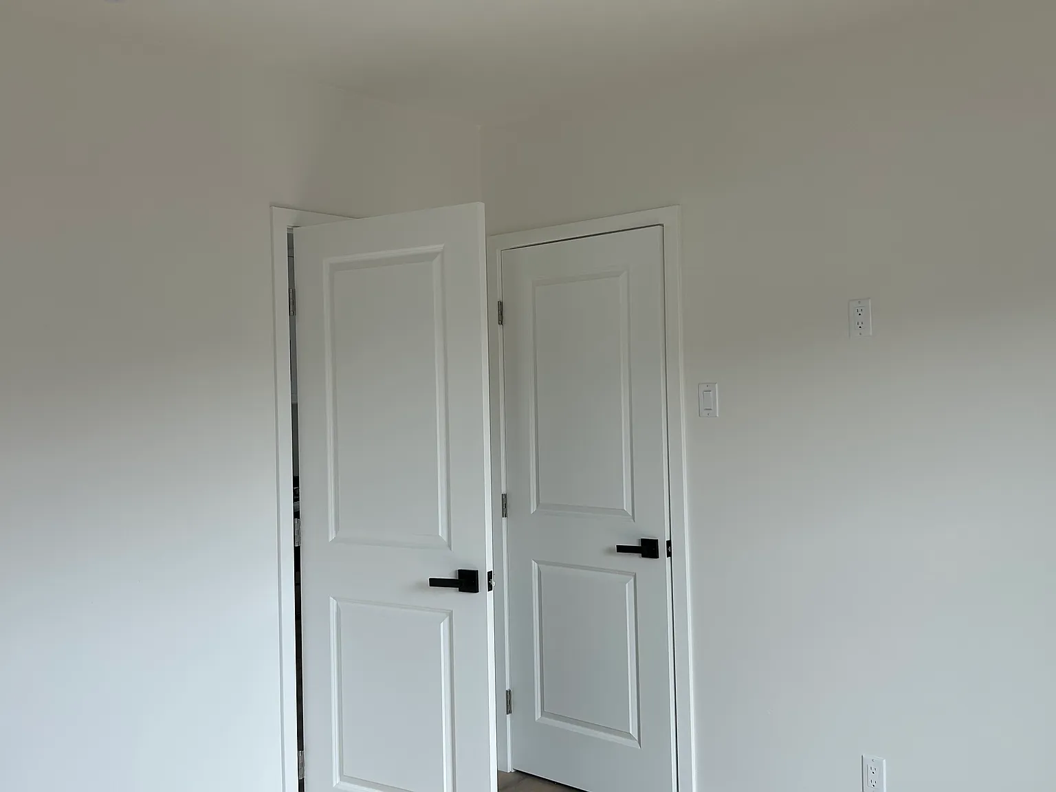 1 bed, 1000 sqft, $2,600 — Photo 2