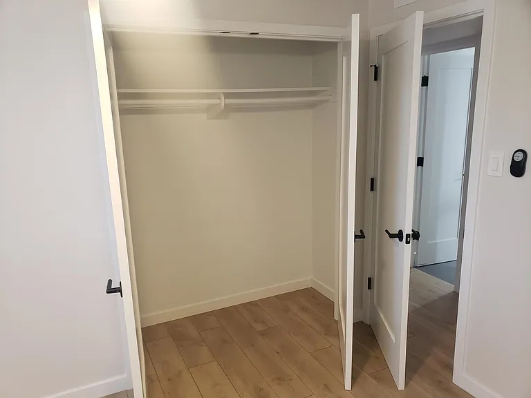 7308 E Sheridan St — Photo 15
