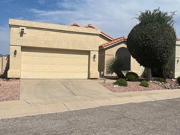 2nd image of 2862 N Marquise Ct