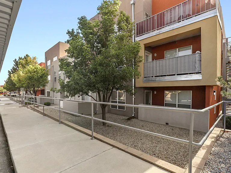 La Cantera Senior Apartments — Photo 22