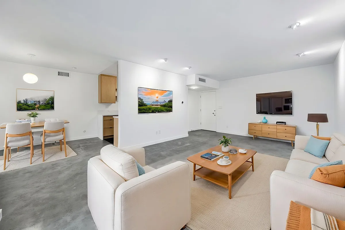 Virtually Staged - 7767 Hollywood Blvd #106