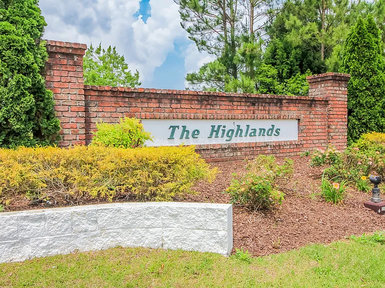 195 Highlands Glen Dr — Photo 16