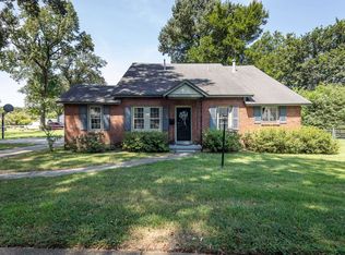 817 Shotwell St, Memphis, TN 38111