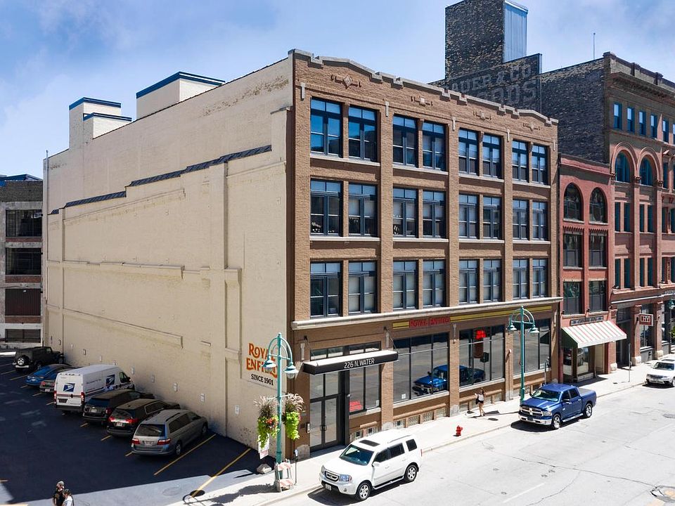 1st image of 226 N Water STREET