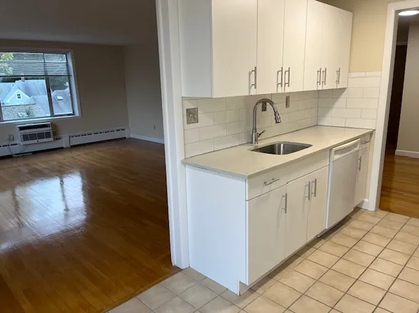 (undisclosed Address), Arlington, MA 02476