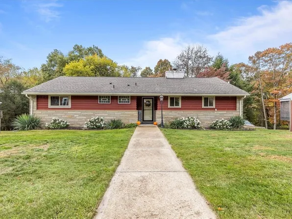 214 Lucille St, Glenshaw, PA 15116