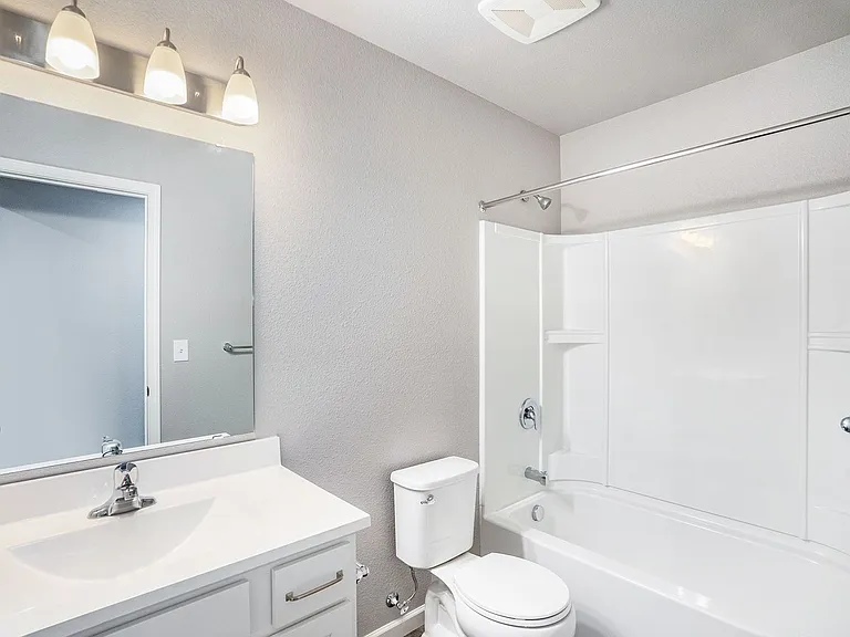 5661 Coddington Ln — Photo 16