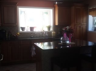 72 10th St, Wood Ridge, NJ 07075