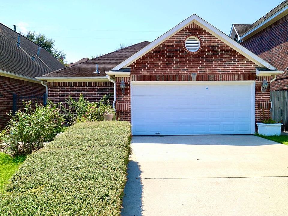 1st image of 12047 Misty Valley Dr