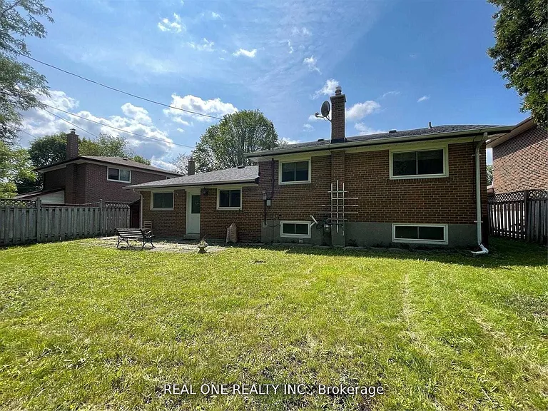 17 Valleycrest Ave — Photo 15