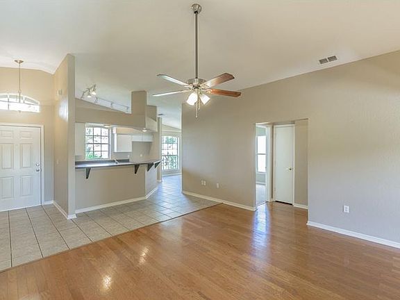 3rd image of 7758 Habersham Dr