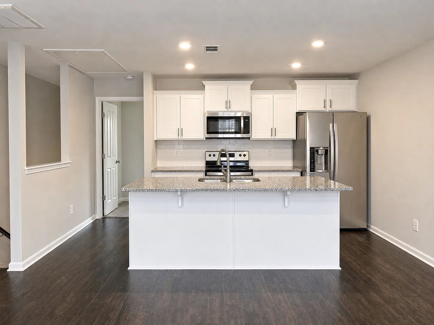 2 bed, 2.5 bath, 1061 sqft, $1,745 — Photo 3
