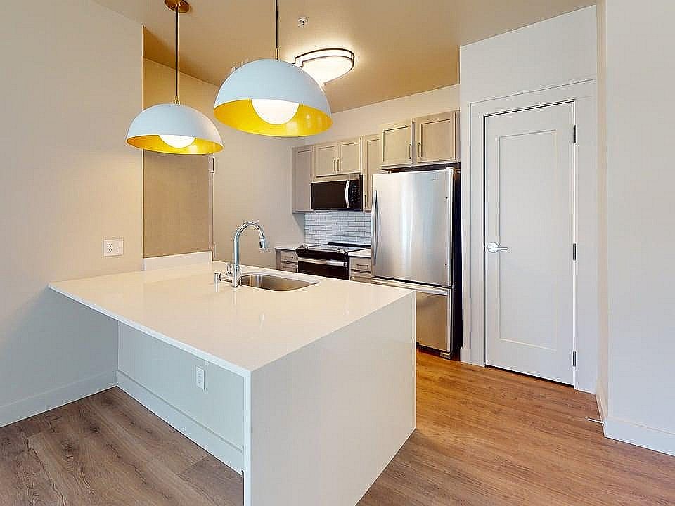 2 Bedroom/2 Bathroom - Unit 108, Kitchen
