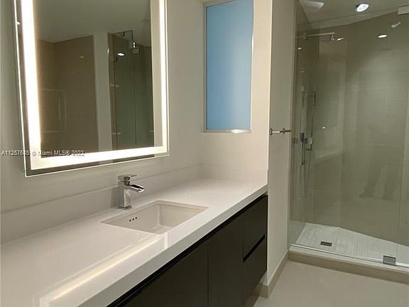 3rd image of 851 NE 1st Ave #303