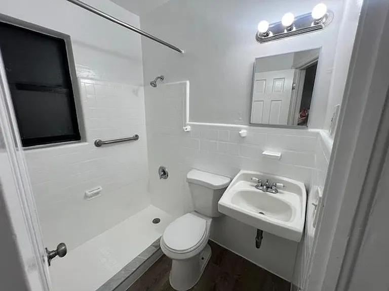 120 N Palmway — Photo 8
