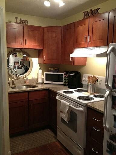 2nd image of 908 Boston Neck Rd APT 31