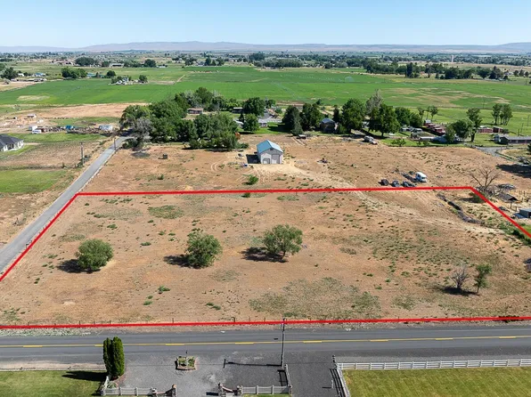 10205 S 1537th Pr SW, Prosser, WA 99350