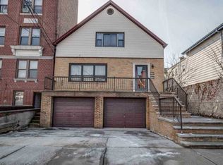 48 W 33rd St, Bayonne, NJ 07002