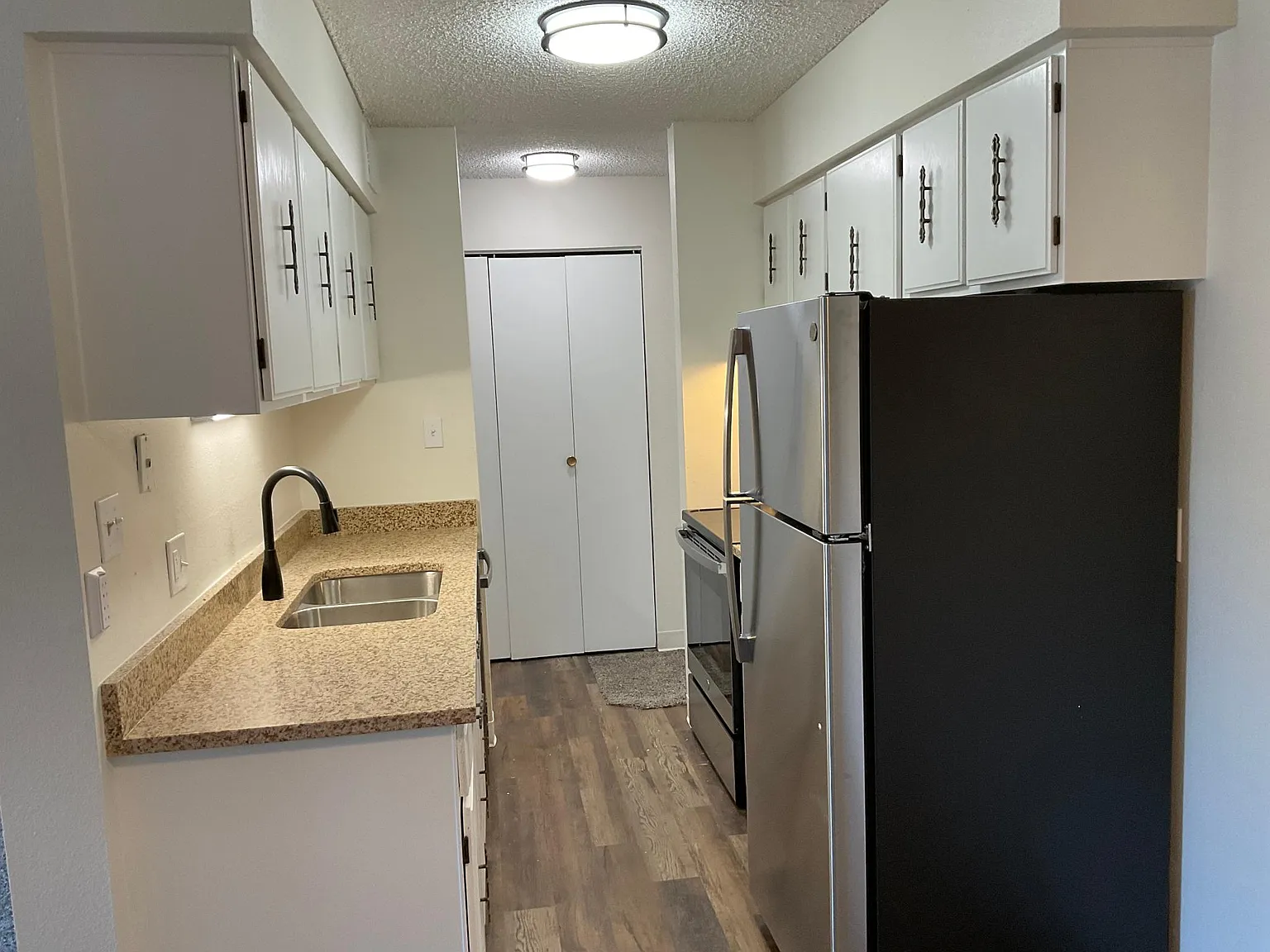 1 bed, 763 sqft, $1,325 — Photo 4