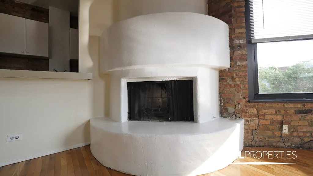 Broad2 — Photo 3