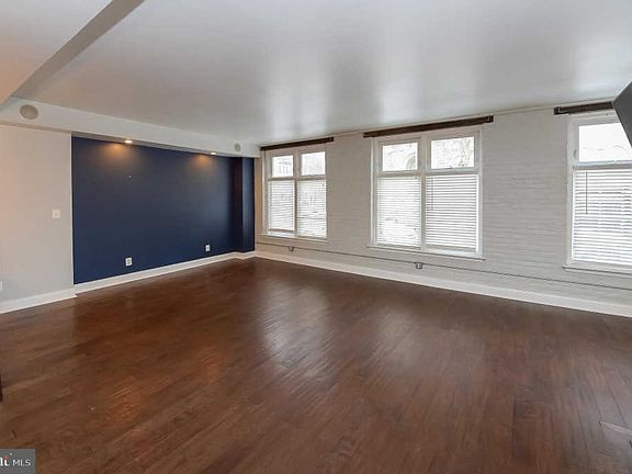 4th image of 1246-54 E Montgomery Ave #3