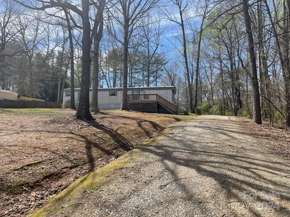7275 Executive Cir, Denver, NC 28037