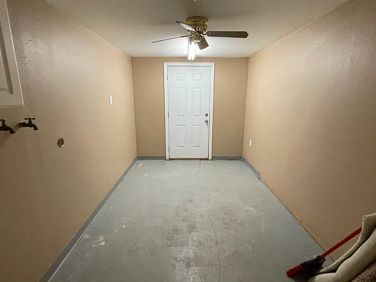 385 W Ethelene St — Photo 12