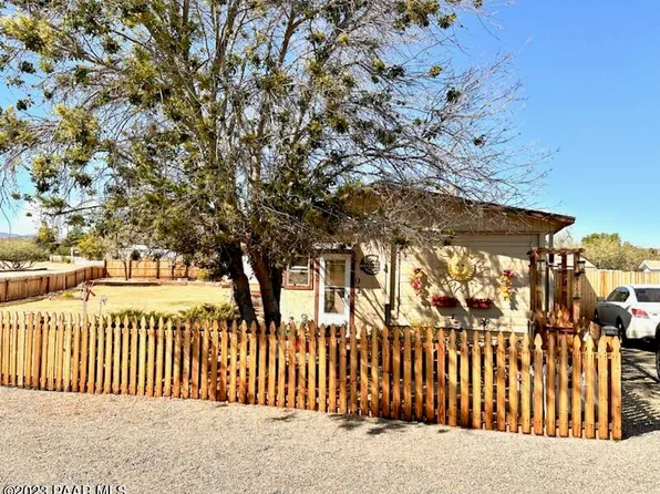 17150 E Apricot Ln, Mayer, AZ 86333