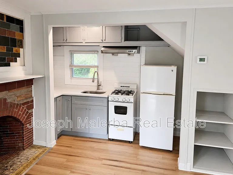 284 Ocean Ave — Photo 15