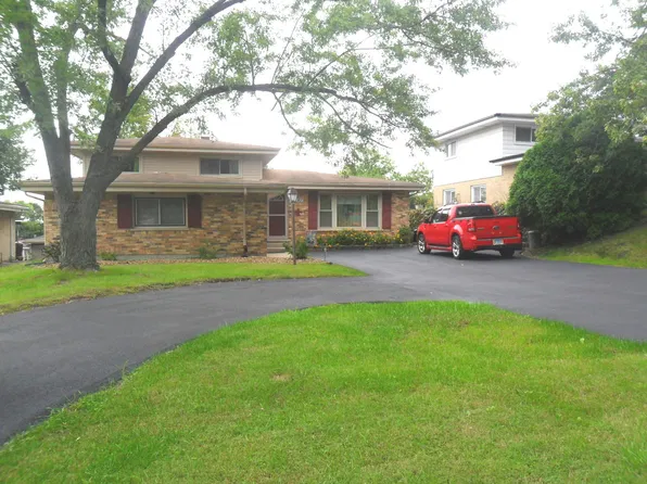 8501 S Kean Ave, Hickory Hills, IL 60457