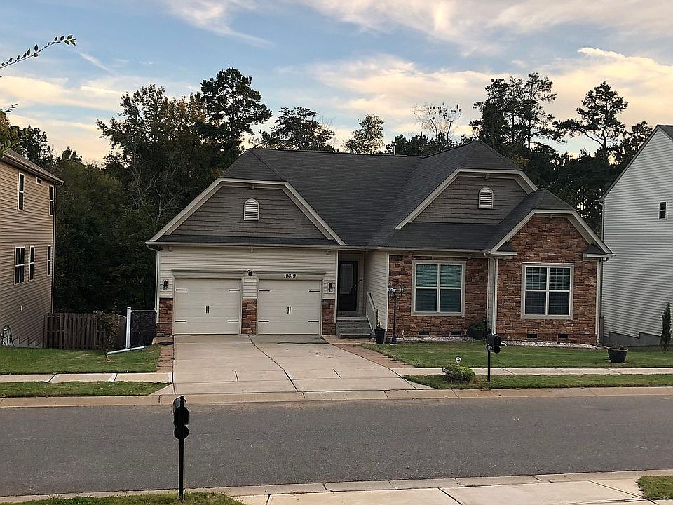 1st image of 10819 Cove Point Dr