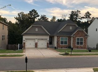 10819 Cove Point Dr, Charlotte, NC 28278