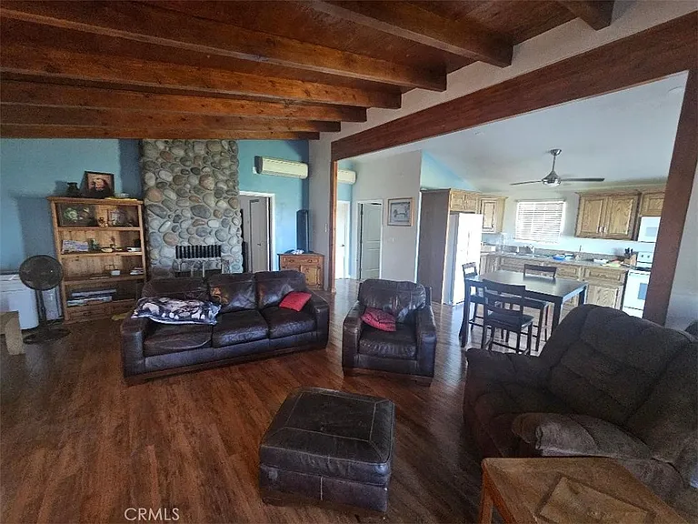 5180 Colorado River Rd — Photo 11