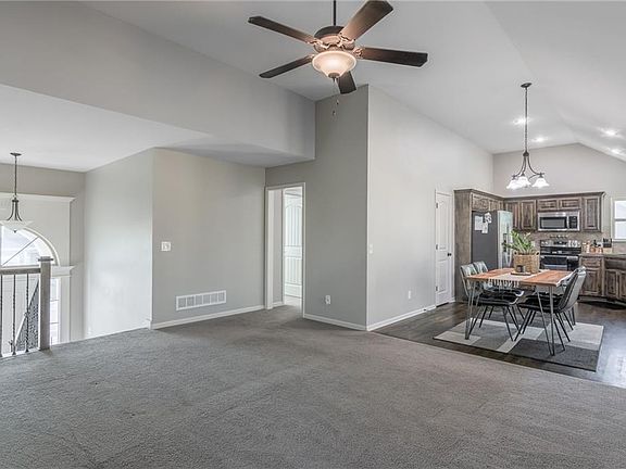 5th image of 10026 N Lawn Ave