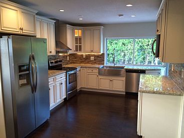 3rd image of 6831 Miami Lakeway S