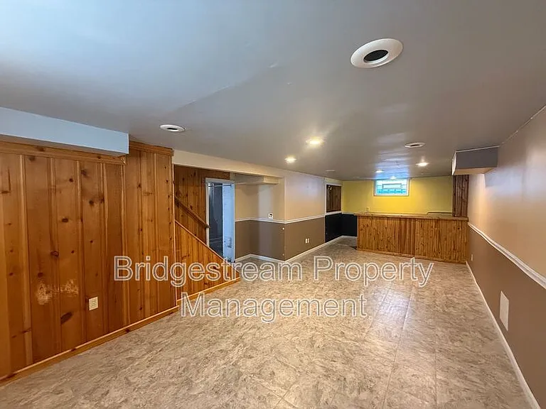 4040 Elliot Ave — Photo 8