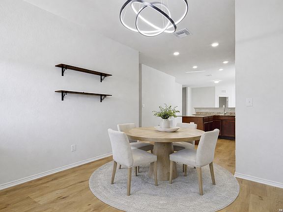 5th image of 10911 Balmorhea