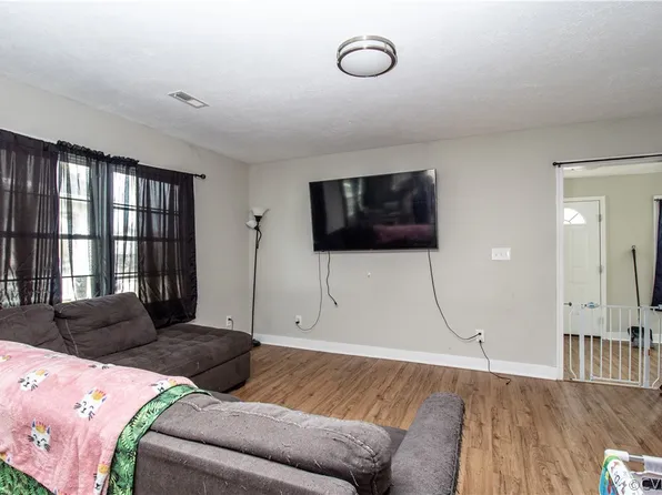 208 S 16th Ave, Hopewell, VA 23860