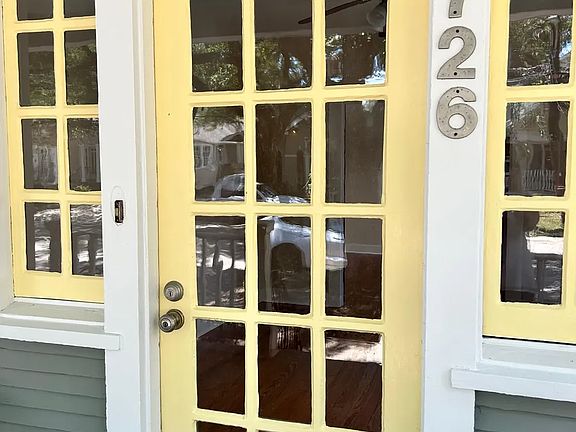 2nd image of 2724 Palmer Ave
