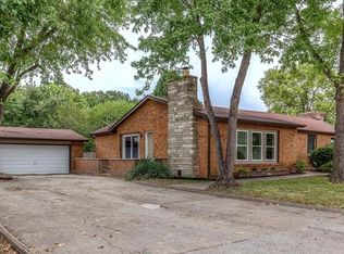520 Saint Louis Ave, Valley Park, MO