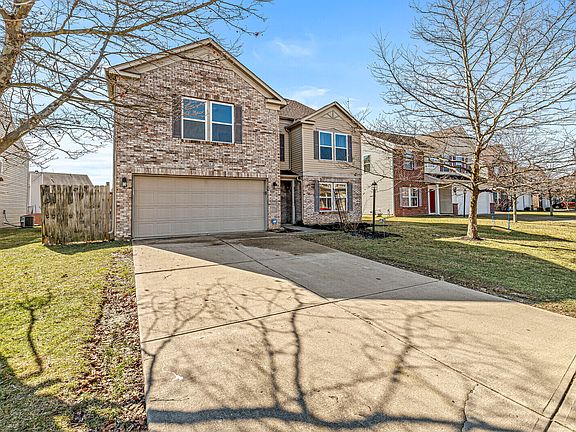3rd image of 7821 Edgemanor Ct