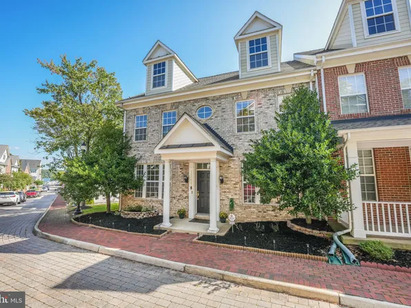 13777 Ulysses St, Woodbridge, VA 22191