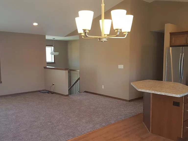 Kitchen-living