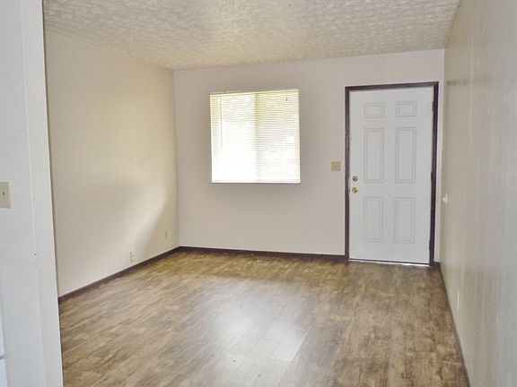 2nd image of 809 Patty Dr APT G