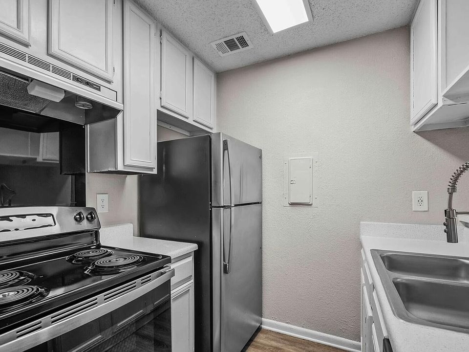 Moser Gardens Apartments 2315 Moser Ave Dallas TX Zillow