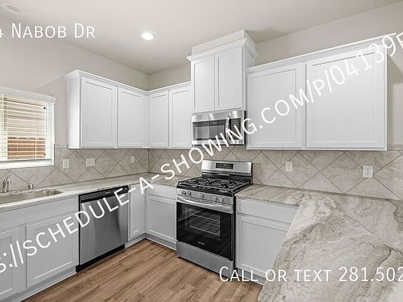 4th image of 13304 Nabob Dr