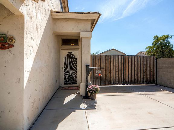 4th image of 10151 E Caballero St