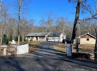 202 Baxter Rd, Mansfield, CT 06268